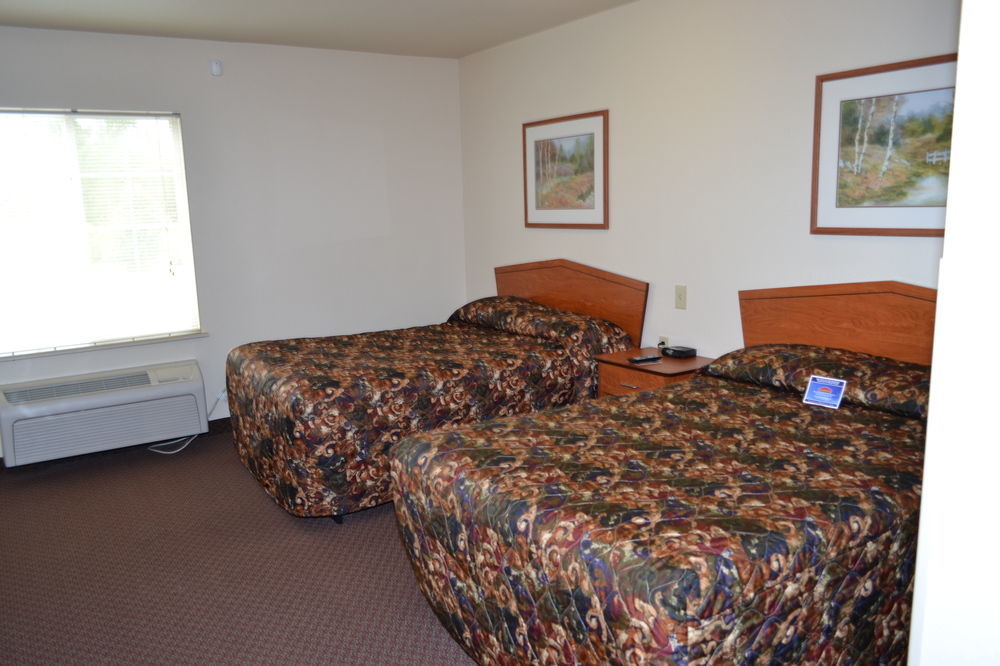 Woodspring Suites Midland Exteriör bild