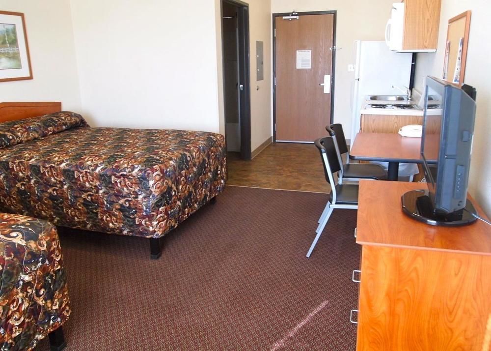 Woodspring Suites Midland Exteriör bild