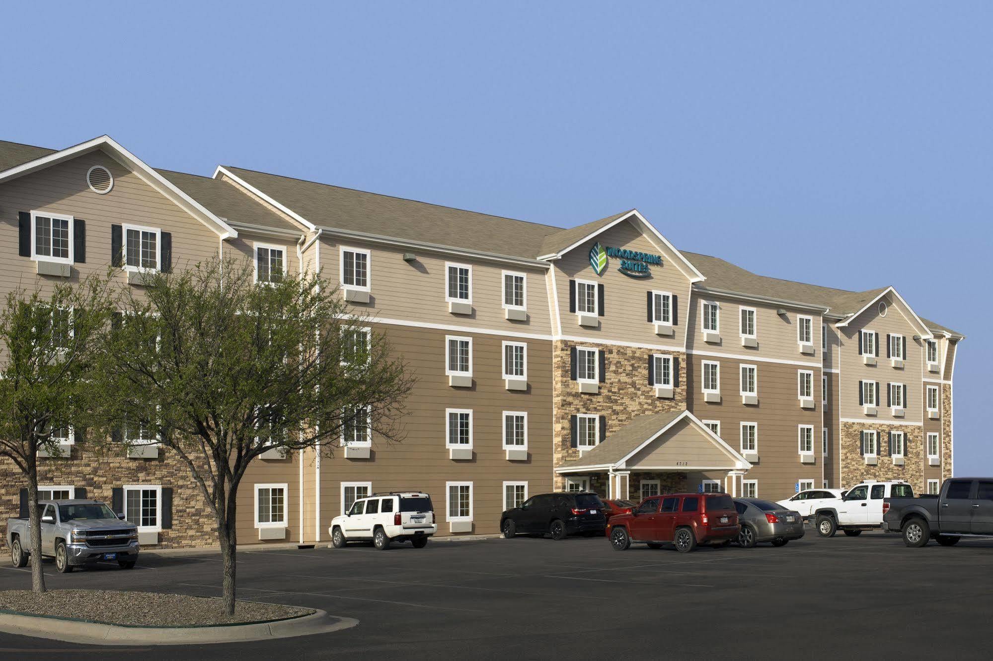 Woodspring Suites Midland Exteriör bild